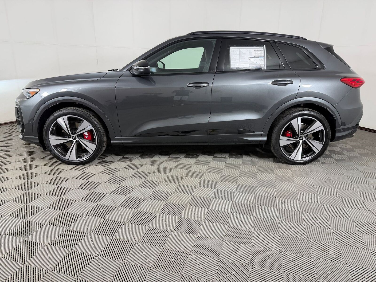 2026 Audi SQ5