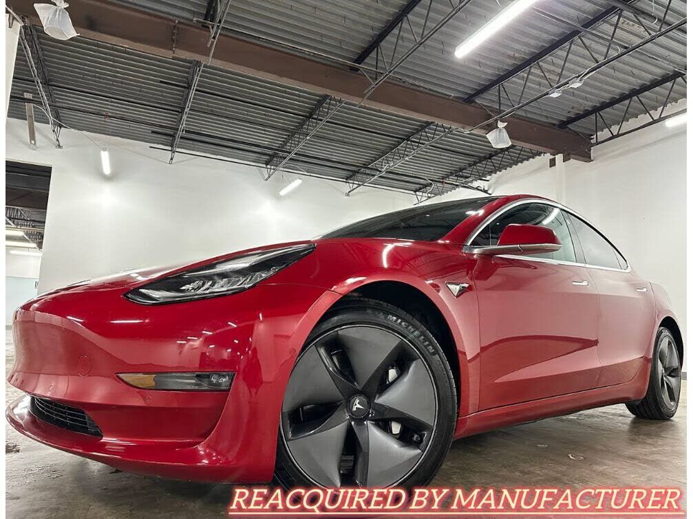 2018 TESLA Model 3
