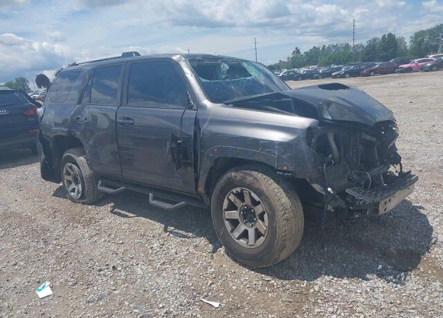 2015 TOYOTA 4-Runner