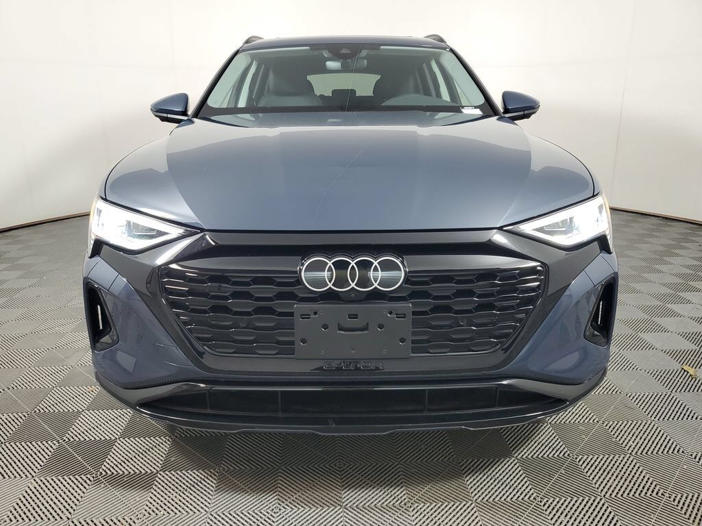 2024 Audi Q8