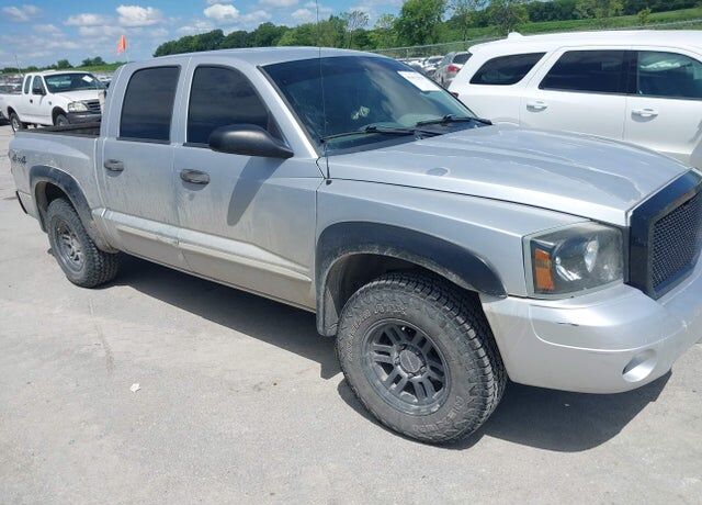 2006 DODGE Dakota