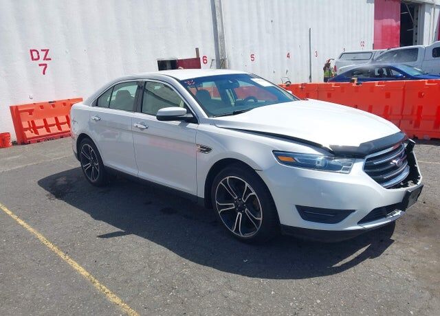 2016 FORD Taurus