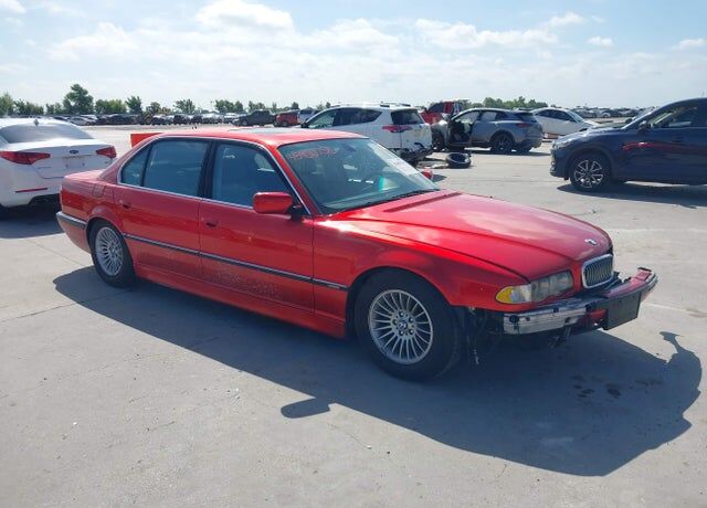 BMW 750i