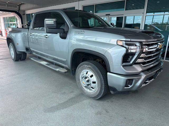 2025 CHEVROLET Silverado HD