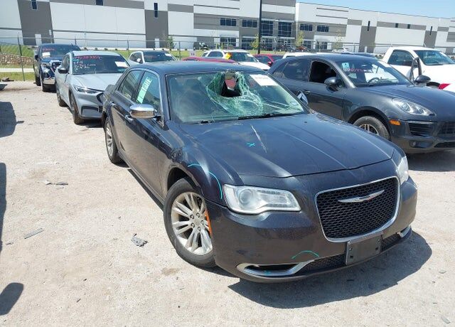 2016 CHRYSLER 300