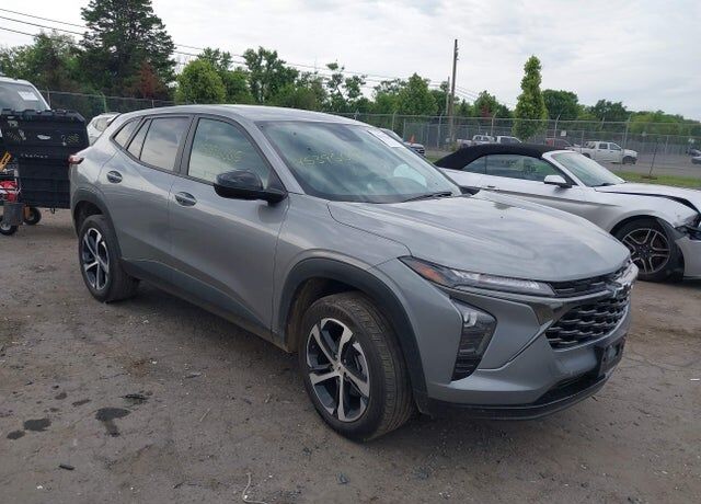 2024 CHEVROLET Trax