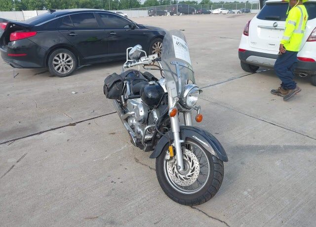 2000 YAMAHA XVS650/A/C/AC/V-Star Classic/Custom