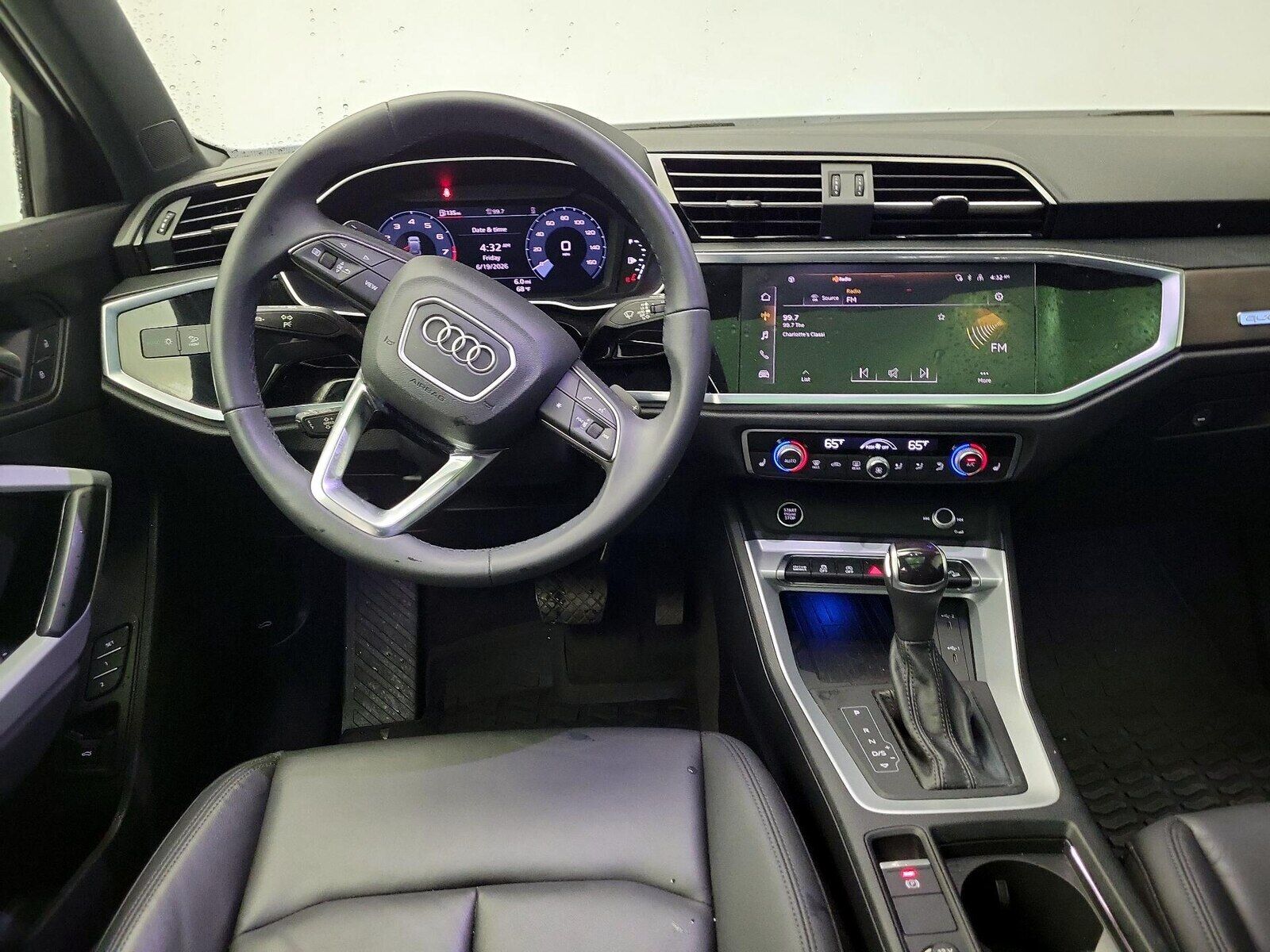 2023 Audi Q3