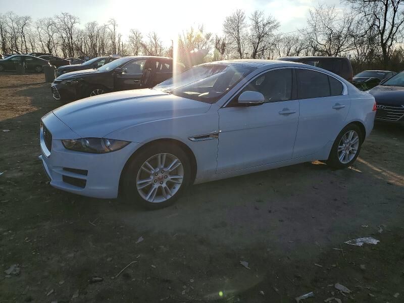 2018 JAGUAR XE