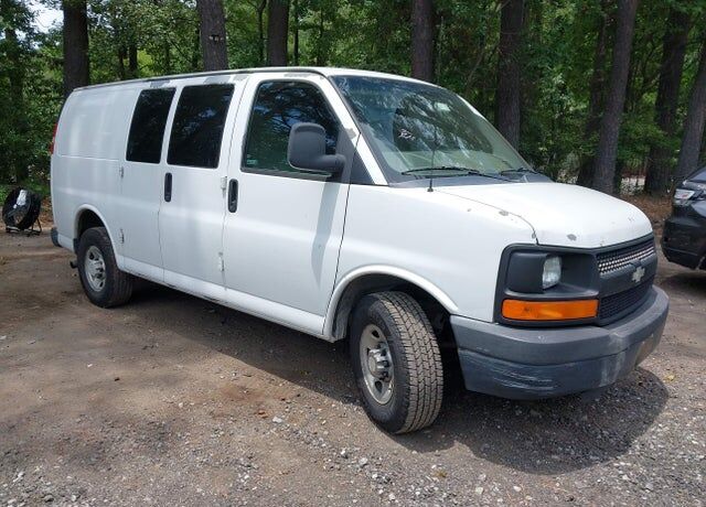2011 CHEVROLET Express