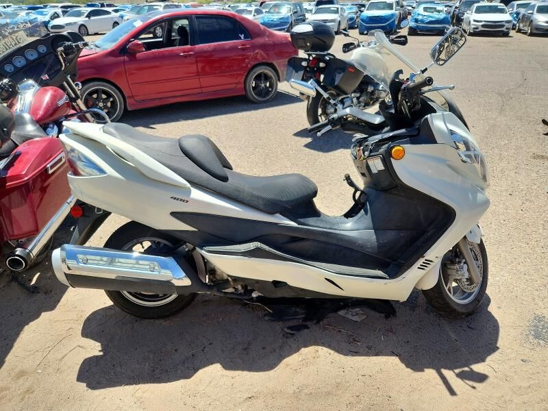 2009 SUZUKI AN400
