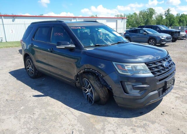 2017 FORD Explorer