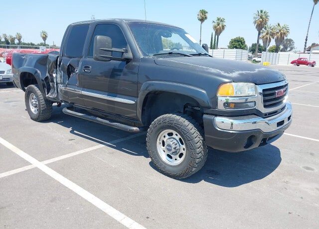 2003 GMC Sierra