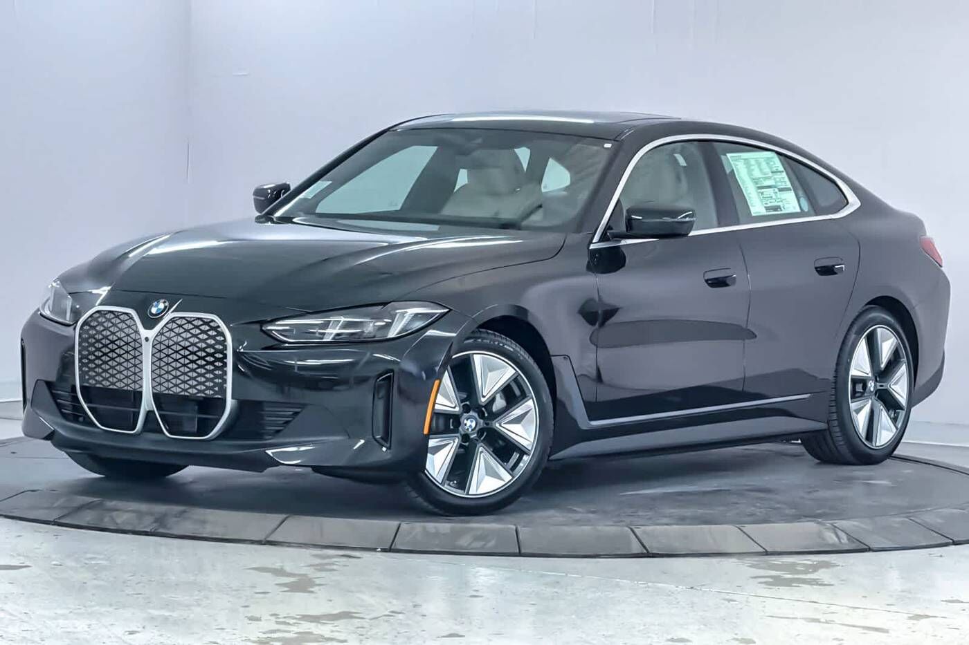 2026 BMW i4