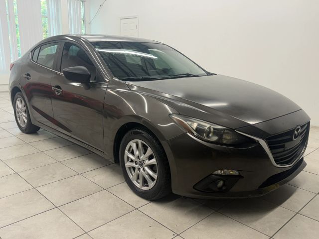 2016 MAZDA Mazda3