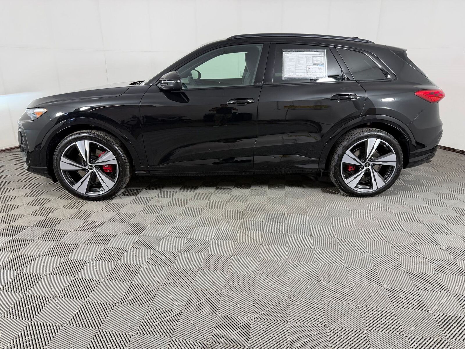 2026 Audi SQ5