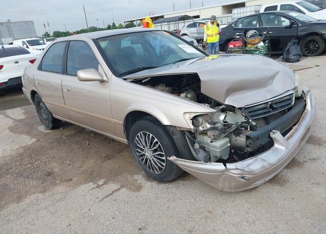 2001 TOYOTA Camry