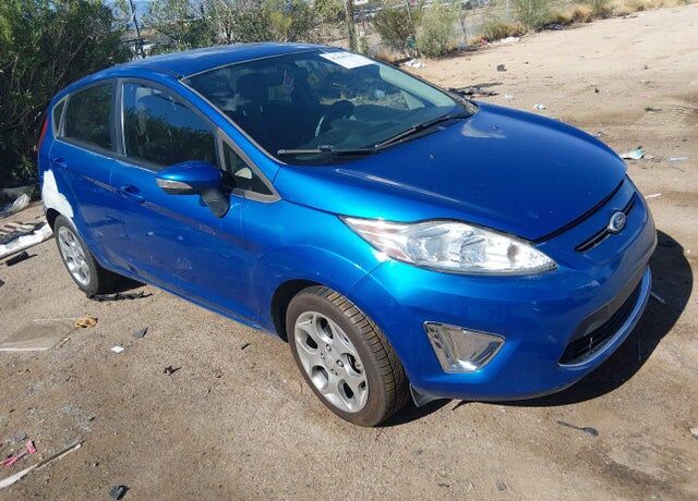 2011 FORD Fiesta