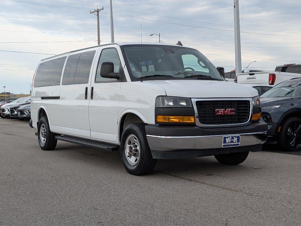 2023 GMC Savana