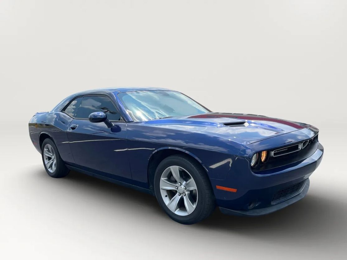 2017 DODGE Challenger