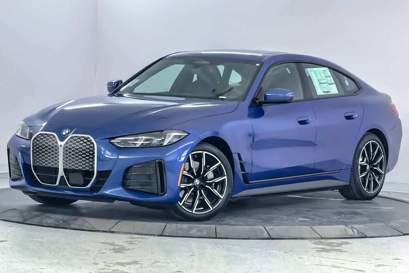 2026 BMW i4