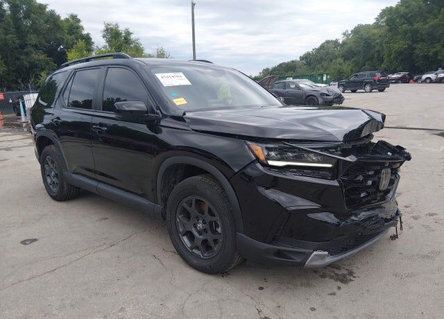 2023 HONDA Pilot