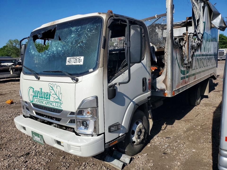2025 ISUZU NPR/NPR-HD