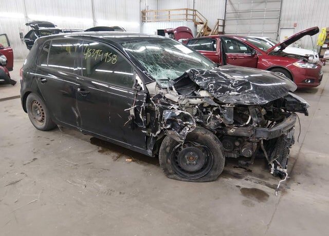 2014 VOLKSWAGEN Golf