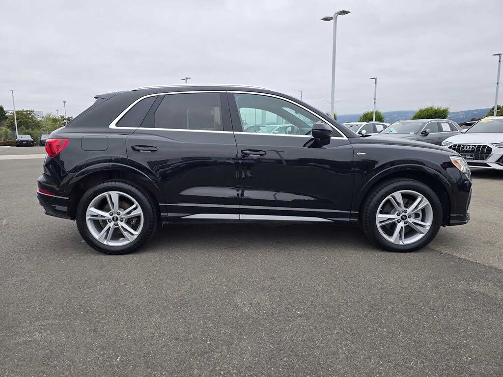 2023 Audi Q3