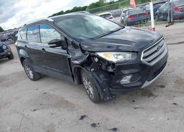 2017 FORD Escape