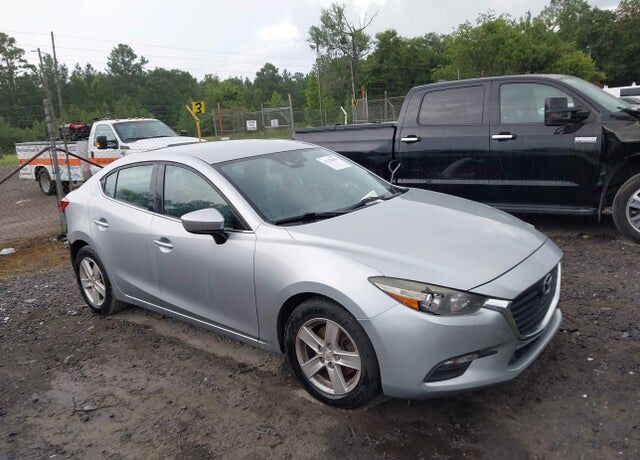 2017 MAZDA Mazda3