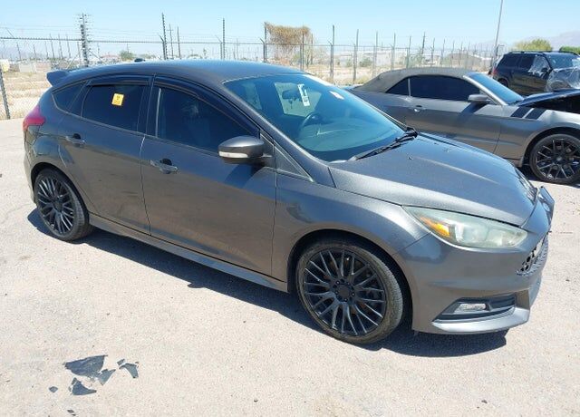 2015 FORD Focus