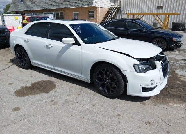 2020 CHRYSLER 300