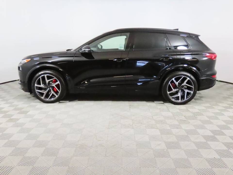 2027 Audi SQ6
