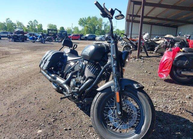 2023 INDIAN MOTORCYCLE Chief Bobber Dark Horse
