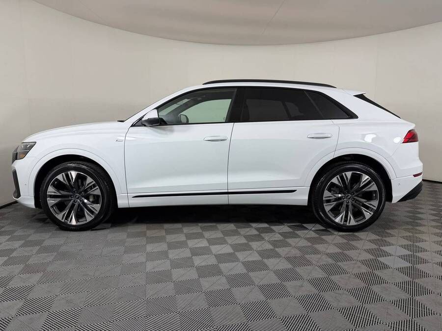 2026 Audi Q8