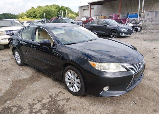 2013 LEXUS ES