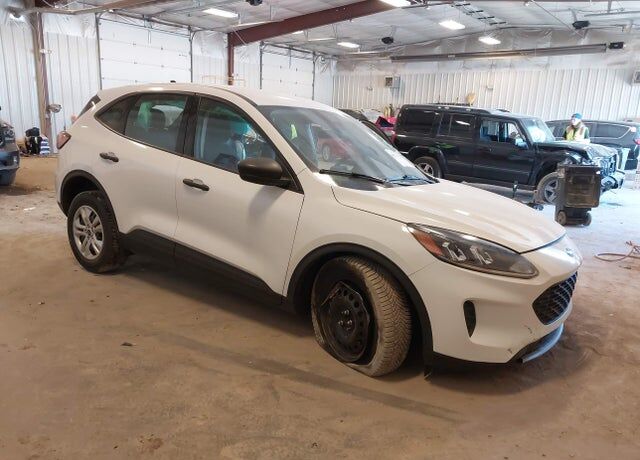 2022 FORD Escape
