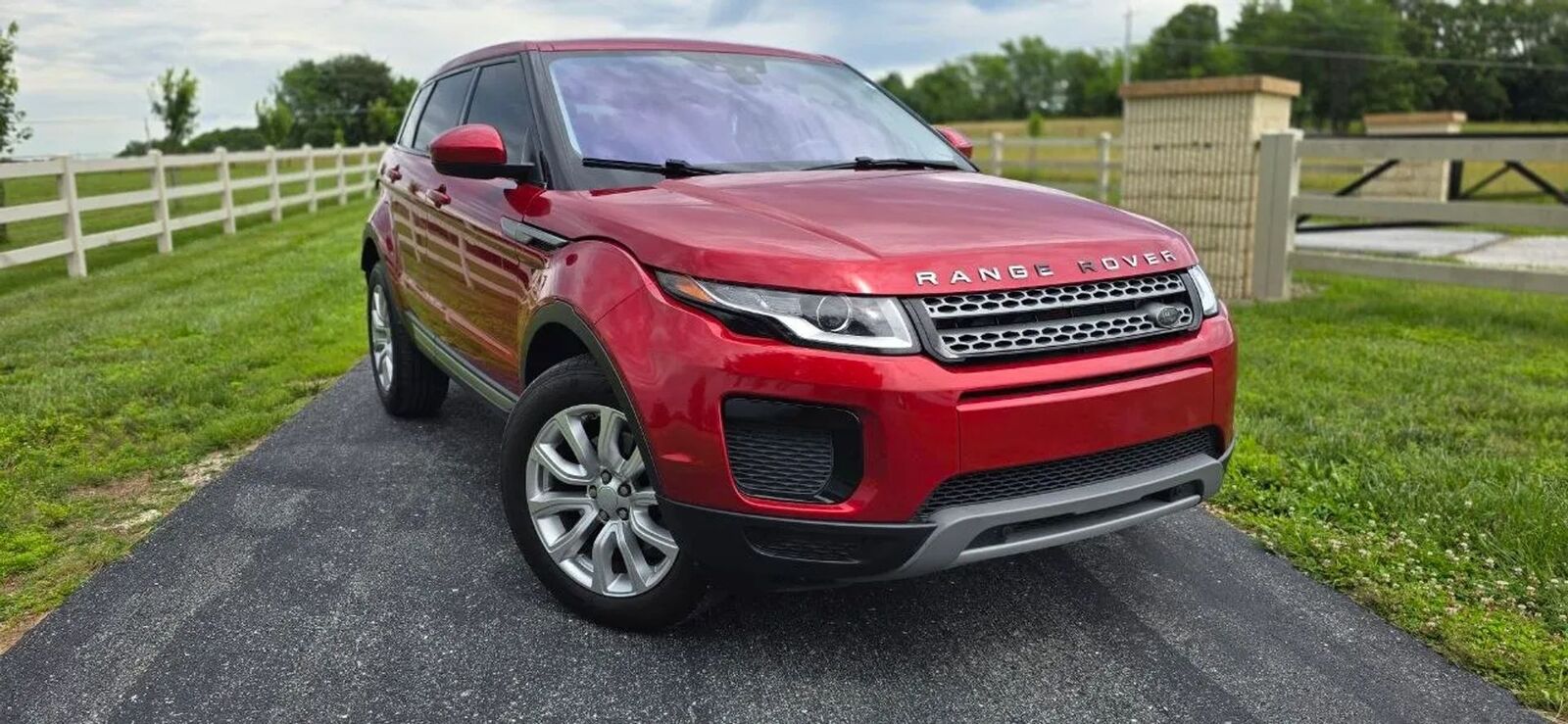 2019 LAND ROVER Range Rover Evoque