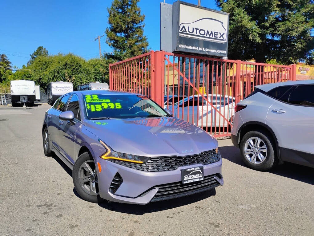 2022 KIA K5