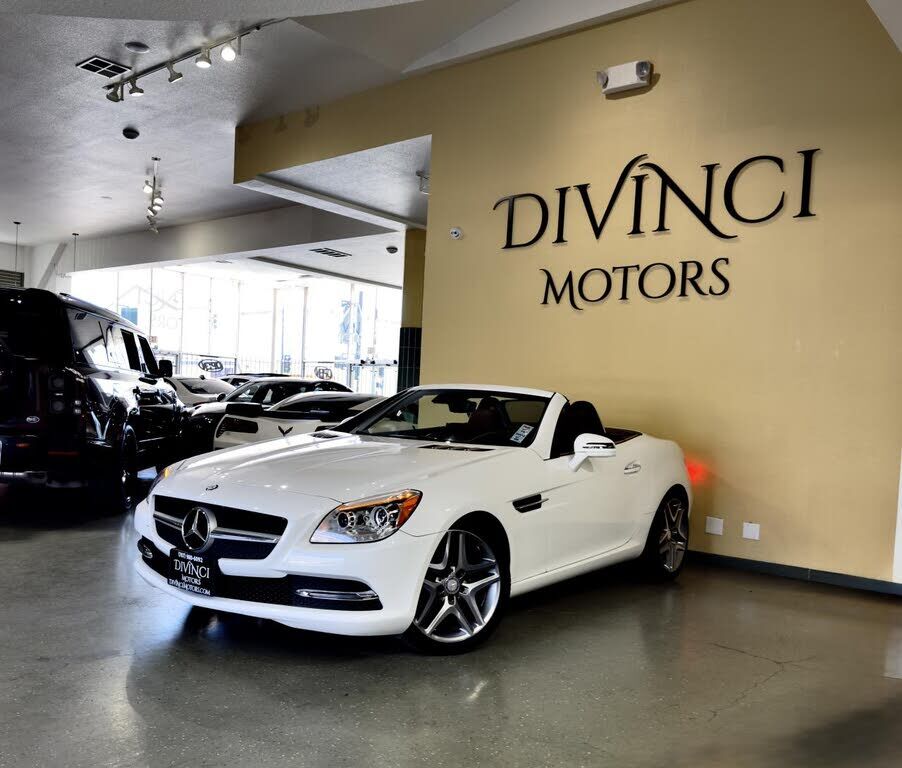 2016 MERCEDES-BENZ SLK-Class