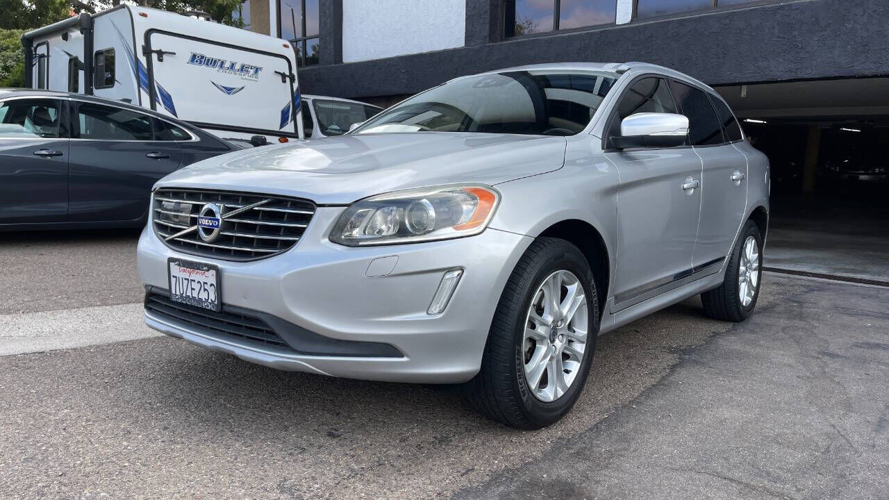 2016 VOLVO XC60