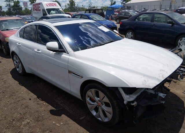 2020 JAGUAR XE