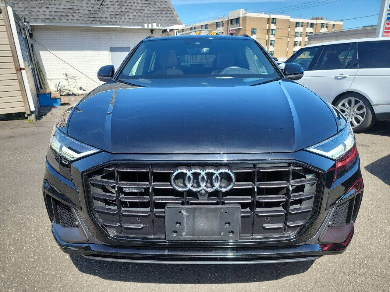 2021 AUDI Q8