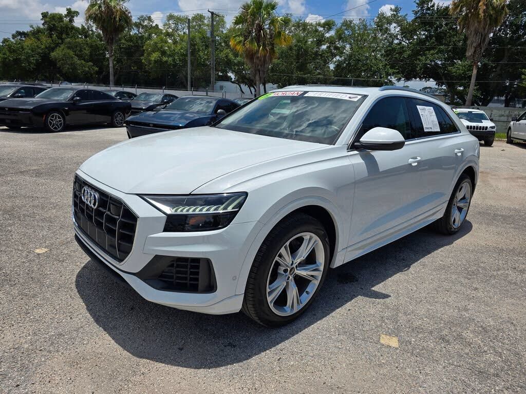 2023 Audi Q8