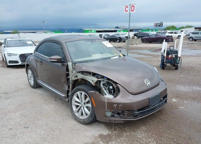 2014 VOLKSWAGEN Beetle