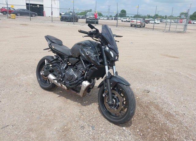 2024 YAMAHA MTN690