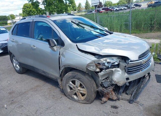 2016 CHEVROLET Trax