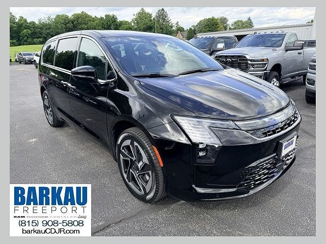2027 CHRYSLER Pacifica