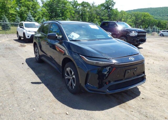 2024 TOYOTA bZ4X